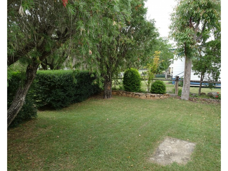 9 Gleeson Street, Crows Nest QLD 4355