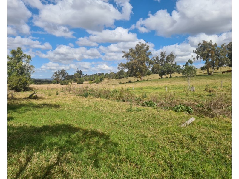 L41 Weelu Road, Bergen QLD 4353