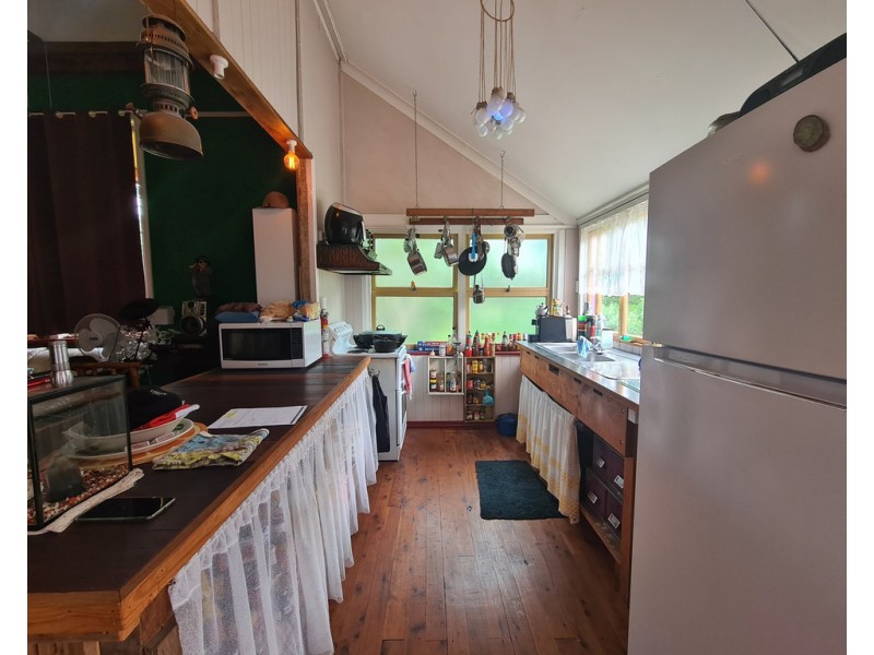 1 Ronald Road, Pechey QLD 4352