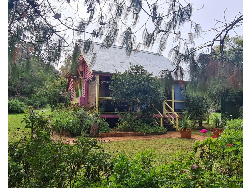 1 Ronald Road, Pechey QLD 4352