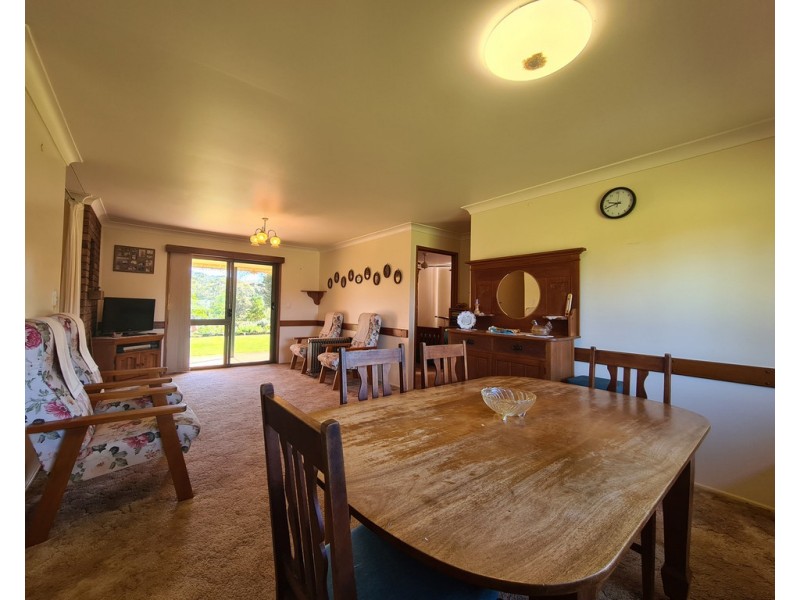 249 Collingwood Road, Hampton QLD 4352