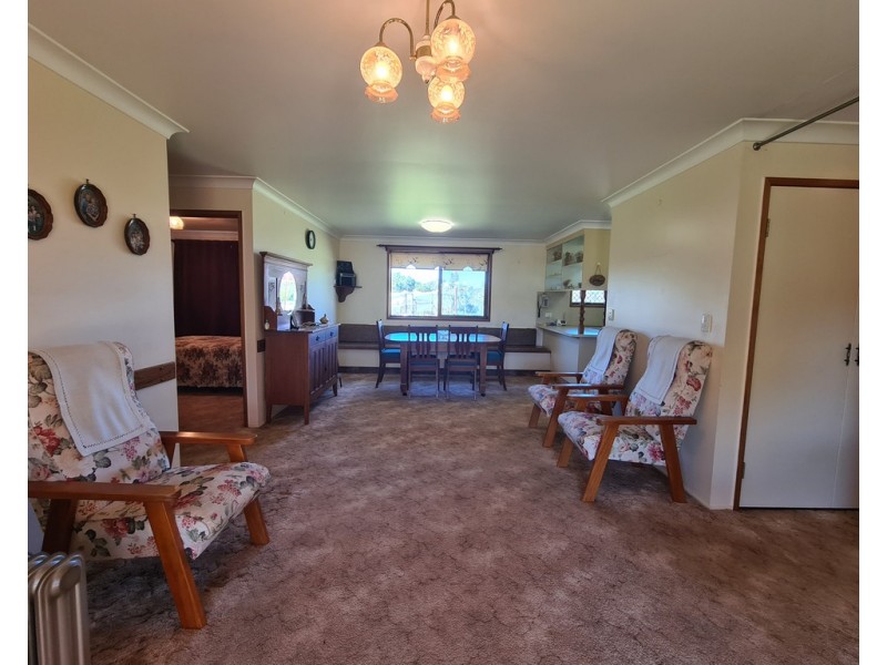 249 Collingwood Road, Hampton QLD 4352