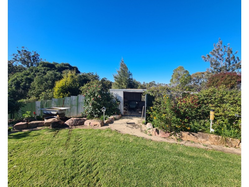 249 Collingwood Road, Hampton QLD 4352