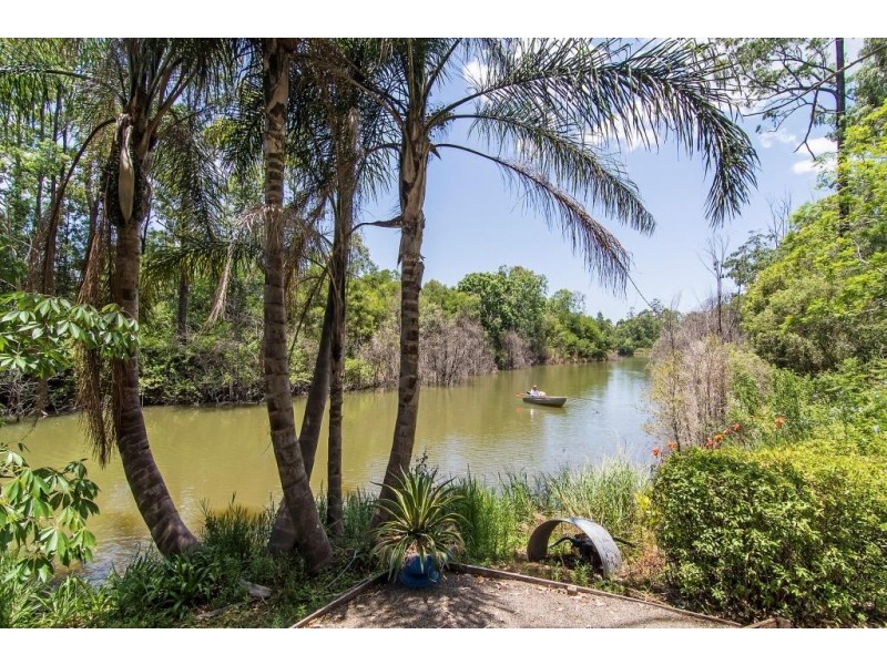 227 Cherry Creek Road, Blackbutt QLD 4306