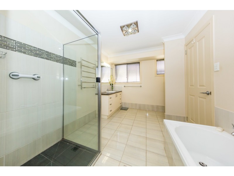 16 Vicky Avenue, Crows Nest QLD 4355