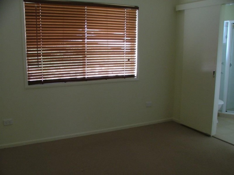 2 Matthew court, Crows Nest QLD 4355