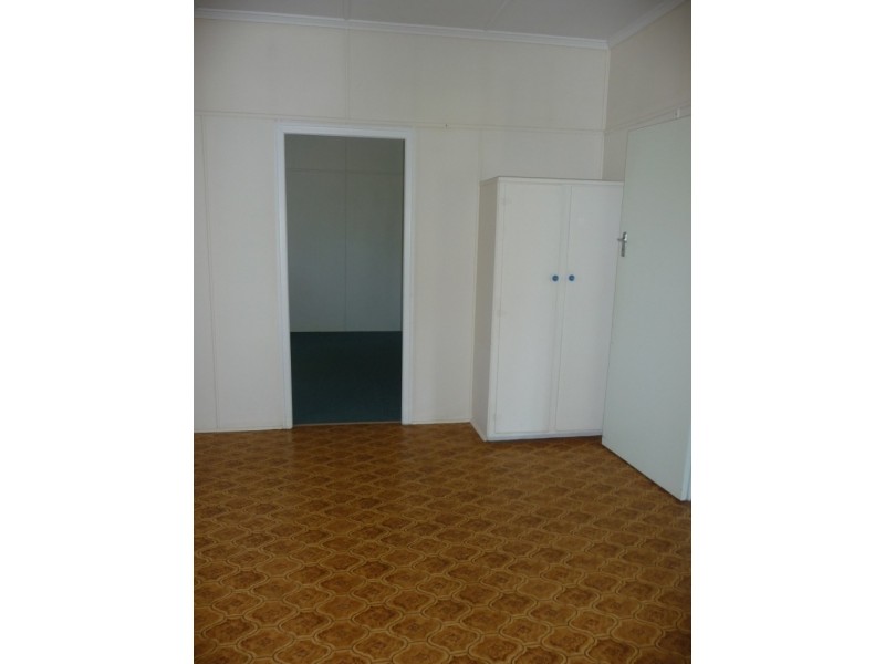 5 Sharp Street, Crows Nest QLD 4355