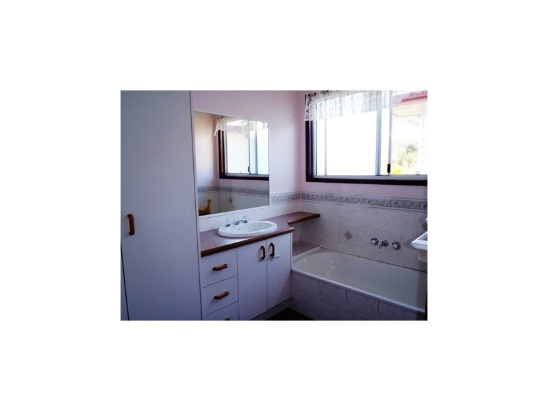 330 Emu Creek Road, Crows Nest QLD 4355