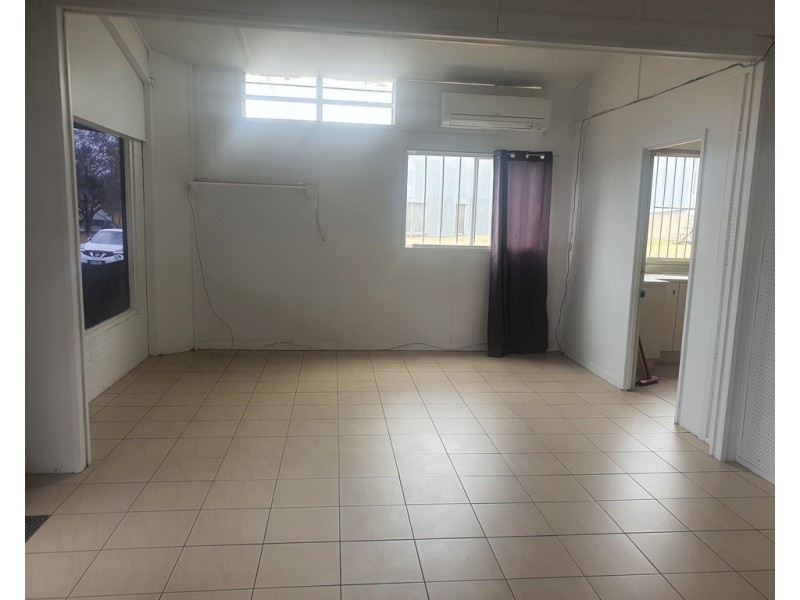 Shop 1/82 Mocatta Street, Goombungee QLD 4354