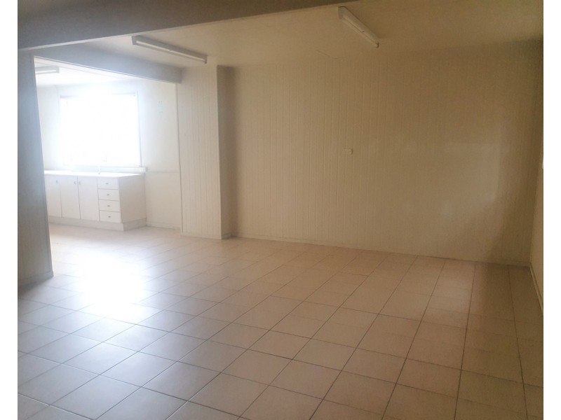 Shop 1/82 Mocatta Street, Goombungee QLD 4354