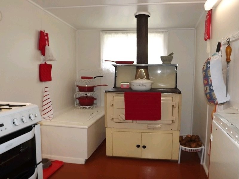 13 Short Street, Crows Nest QLD 4355