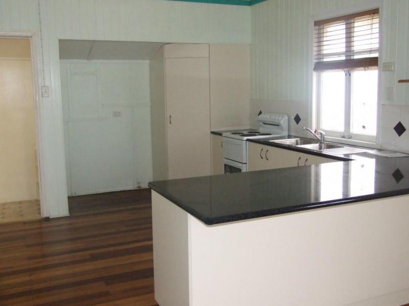 23 Park Road, Crows Nest QLD 4355