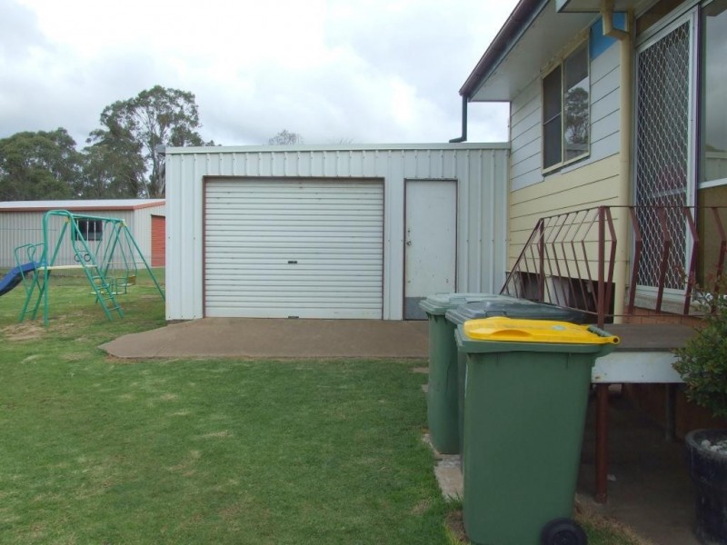 32 Andrews Road, Crows Nest QLD 4355