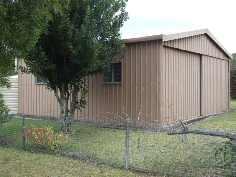 19 James Street, Crows Nest QLD 4355