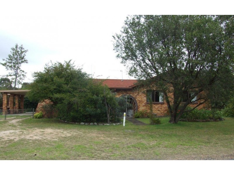 19 James Street, Crows Nest QLD 4355