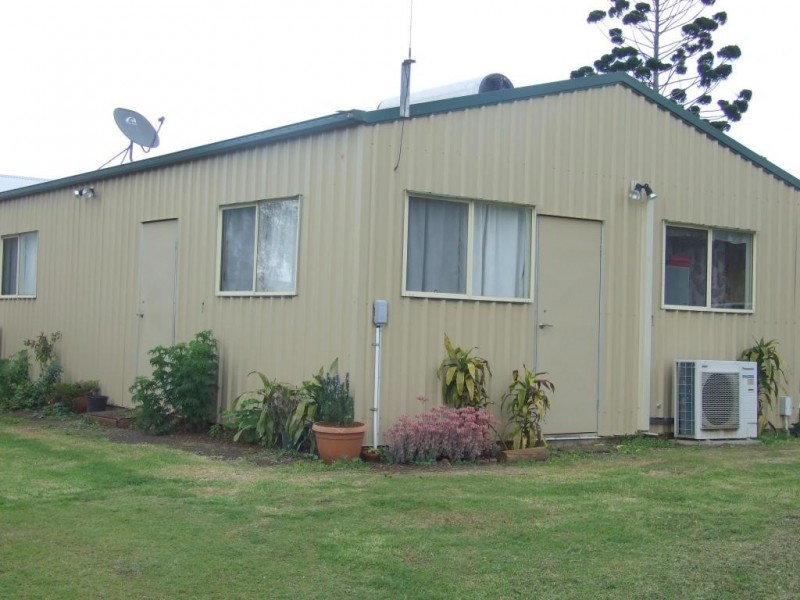 5 Boundary Street, Haden QLD 4353