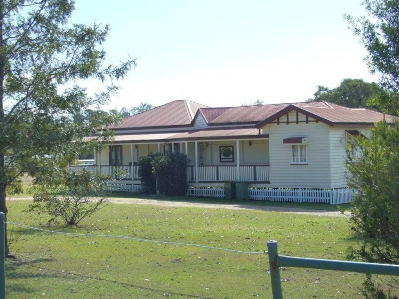 7217 New England Highway, Crows Nest QLD 4355