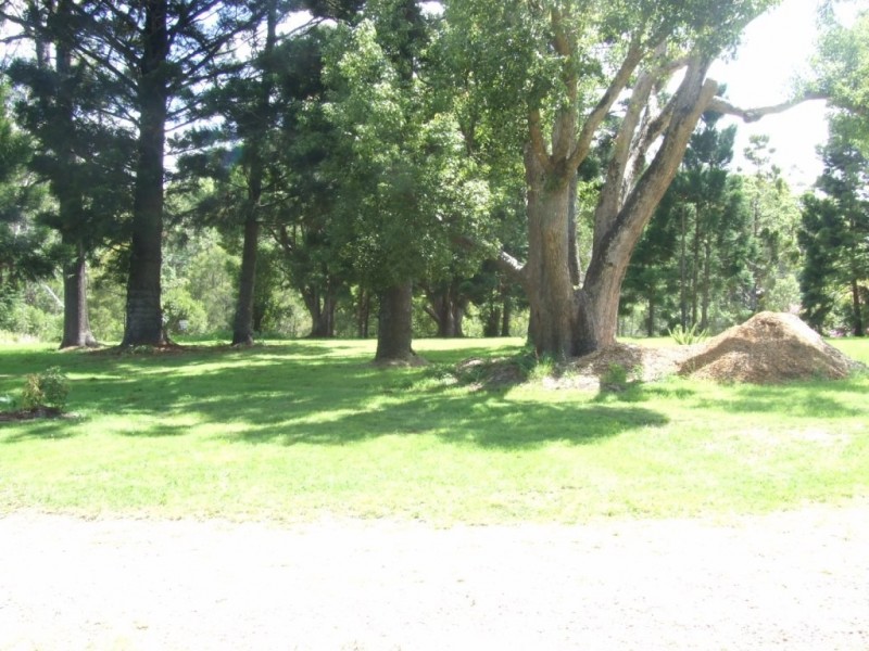 3861 Esk Hampton Road, Ravensbourne QLD 4352