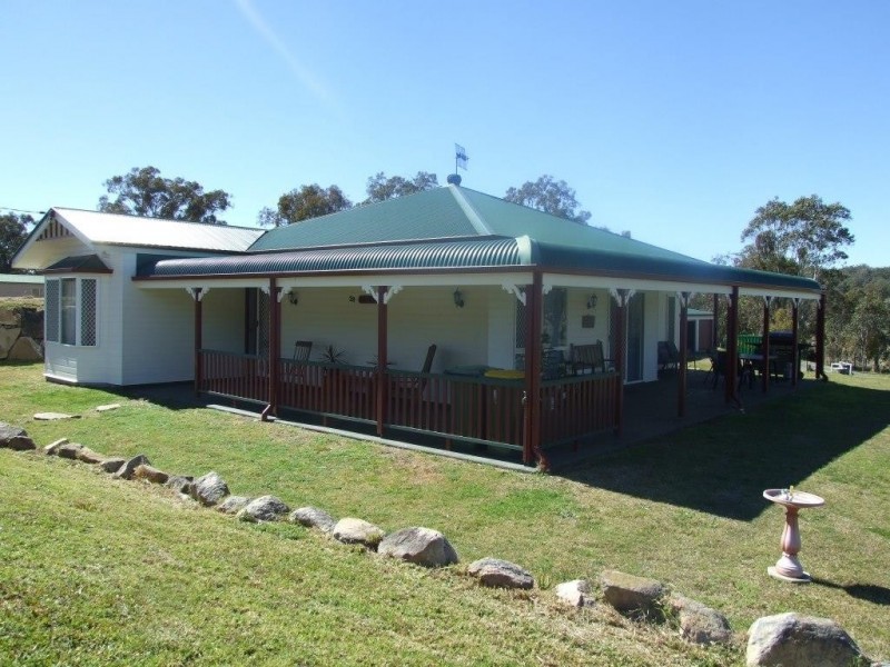 28 Eastside Road, Crows Nest QLD 4355