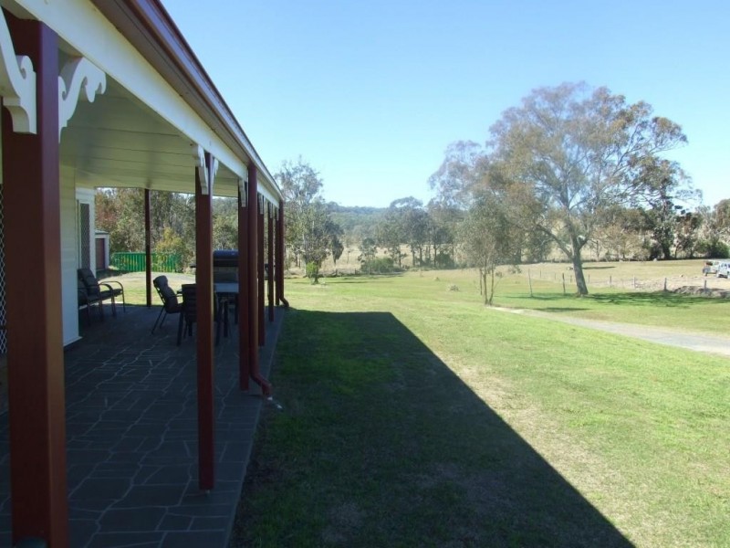 28 Eastside Road, Crows Nest QLD 4355