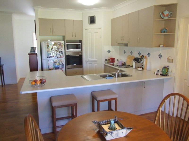 28 Eastside Road, Crows Nest QLD 4355