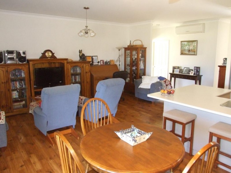 28 Eastside Road, Crows Nest QLD 4355