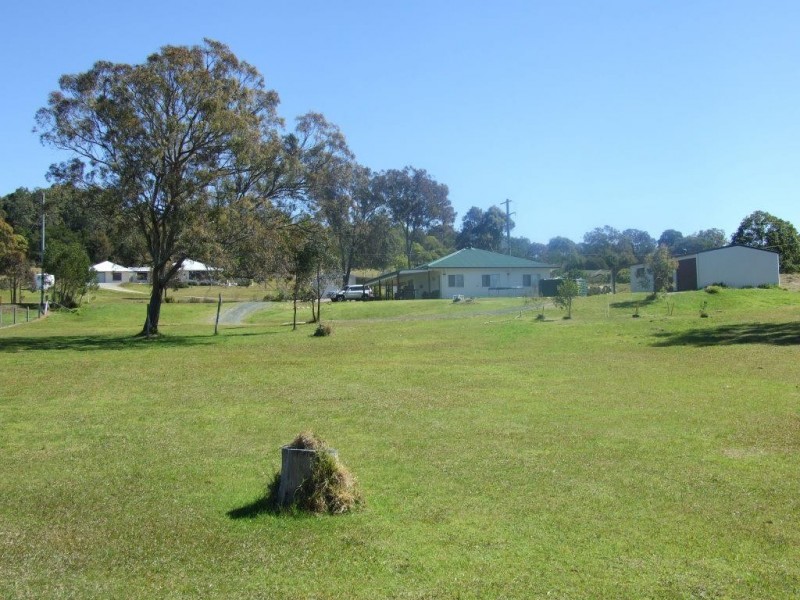 28 Eastside Road, Crows Nest QLD 4355