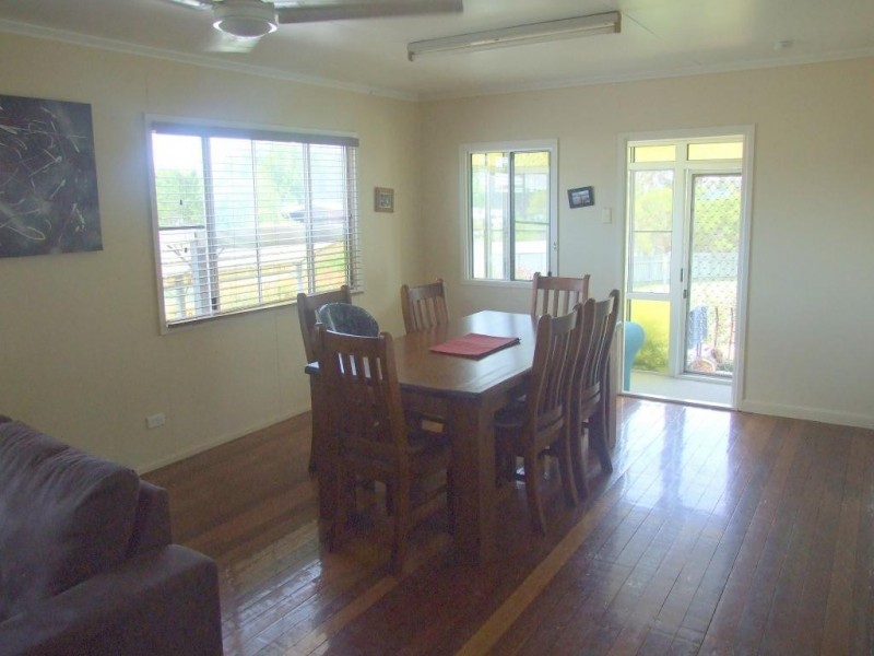 32 Andrews Road, Crows Nest QLD 4355