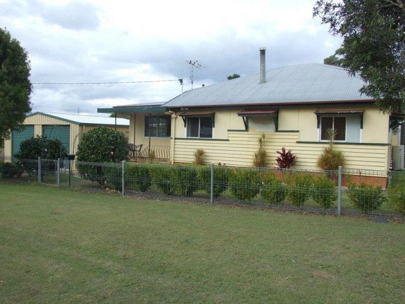 32 Andrews Road, Crows Nest QLD 4355