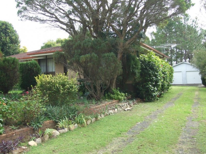 2 Junction Street, Crows Nest QLD 4355