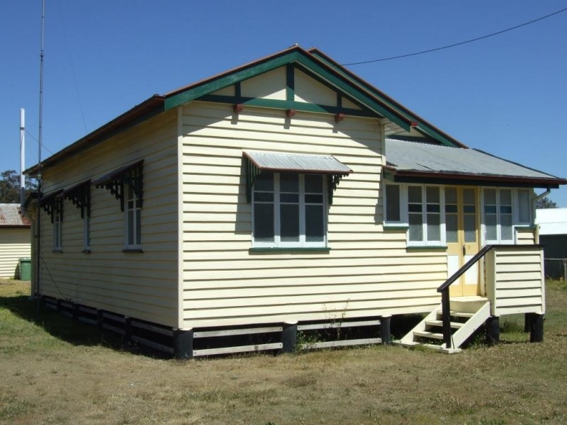 23 Park Road, Crows Nest QLD 4355