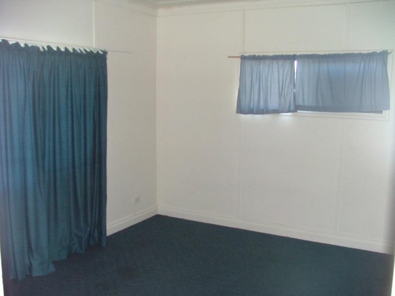 2 Peters Street, Goombungee QLD 4354