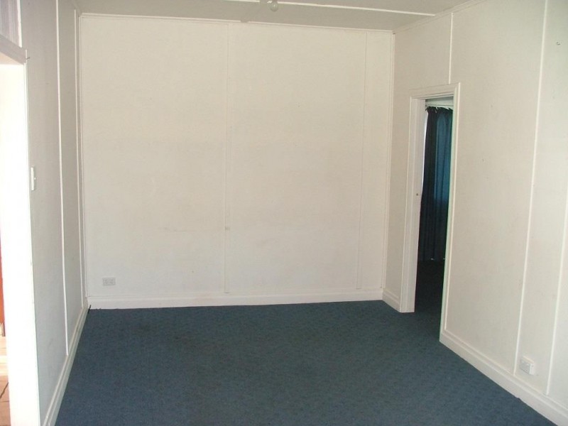 2 Peters Street, Goombungee QLD 4354