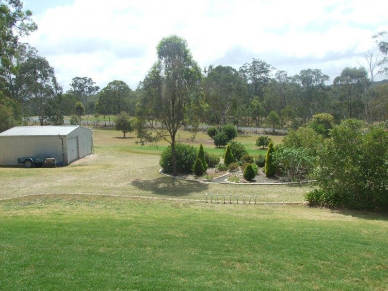 14 East  Side Road, Crows Nest QLD 4355