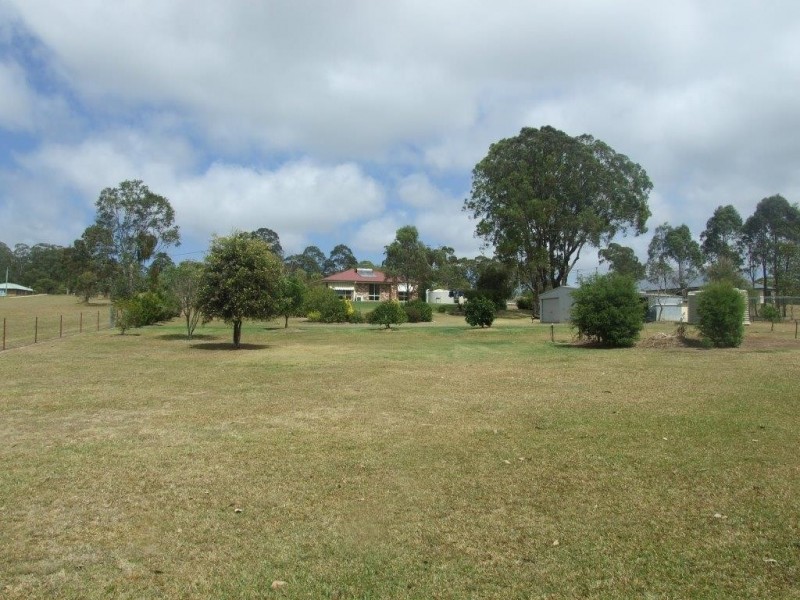 14 East  Side Road, Crows Nest QLD 4355