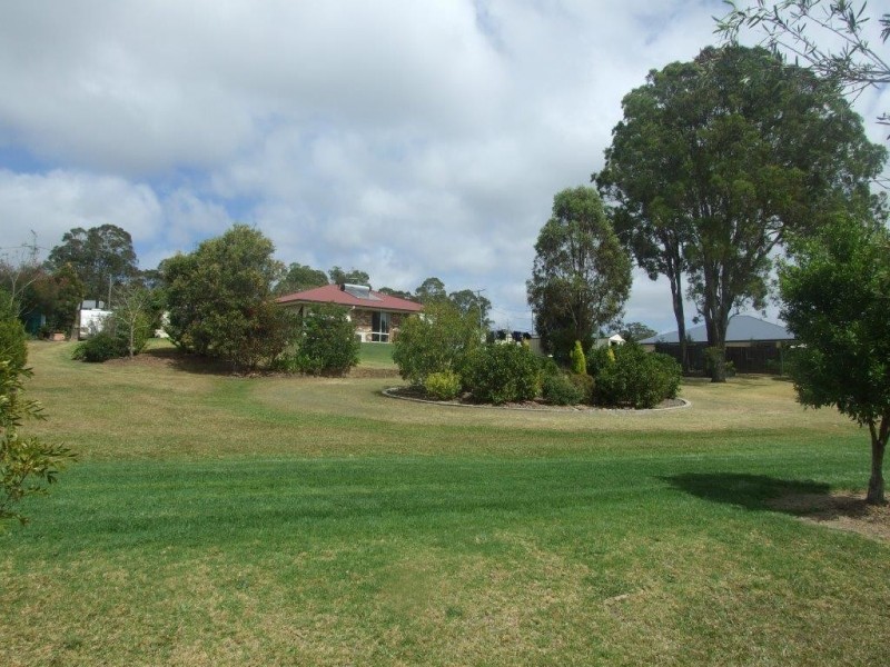 14 East  Side Road, Crows Nest QLD 4355