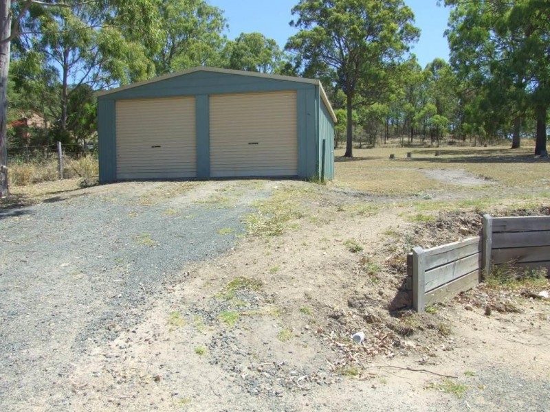 9 Eastside Road, Crows Nest QLD 4355