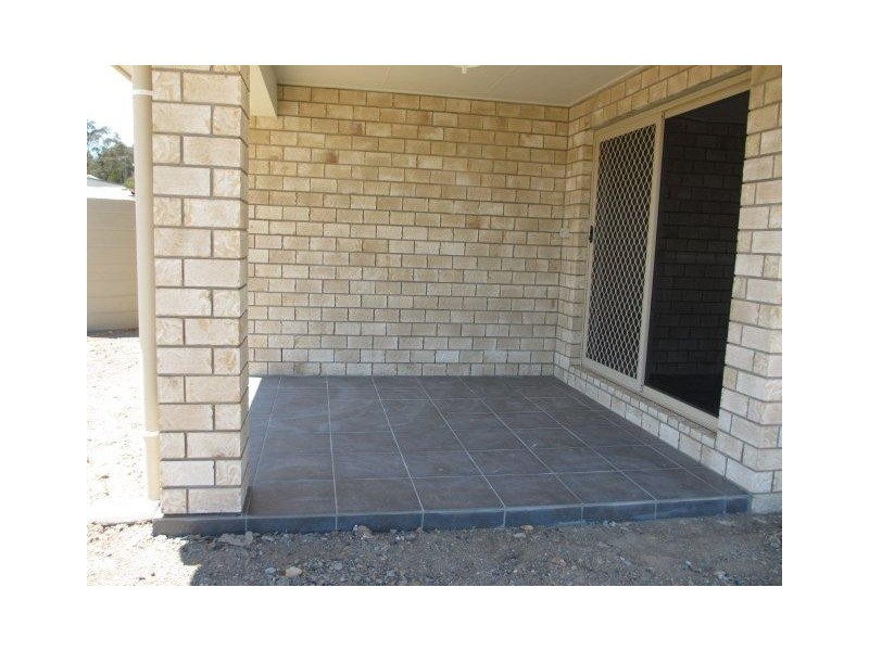 16 Naomi Drive, Crows Nest QLD 4355