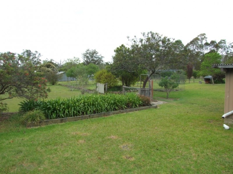 16 Charles Street, Crows Nest QLD 4355