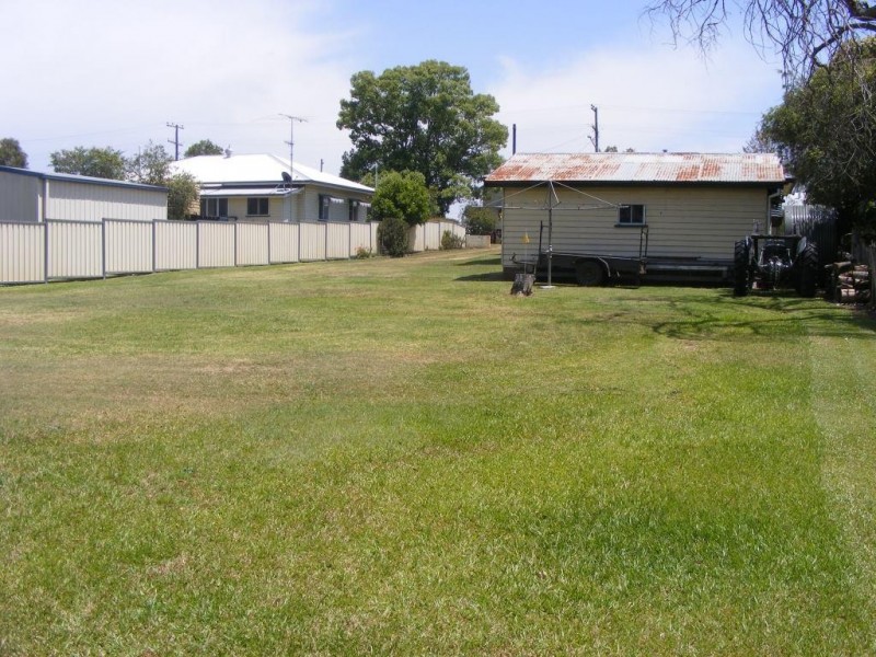 3 Nolan Street, Crows Nest QLD 4355