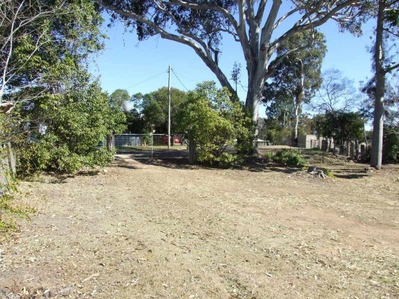 31 Thallon Street, Crows Nest QLD 4355