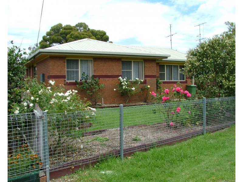 15 Gleeson Street, Crows Nest QLD 4355