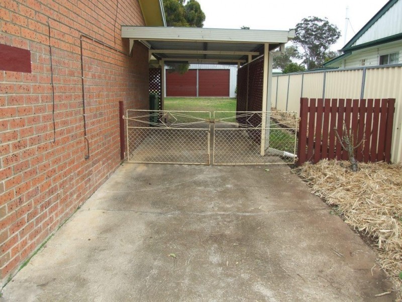 15 Gleeson Street, Crows Nest QLD 4355