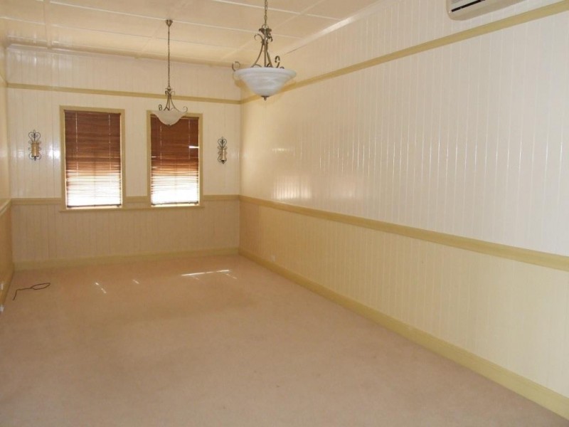 9 George Street, Goombungee QLD 4354