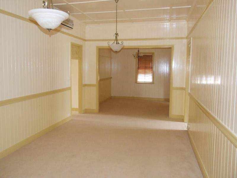 9 George Street, Goombungee QLD 4354