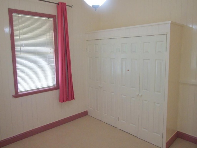 9 George Street, Goombungee QLD 4354