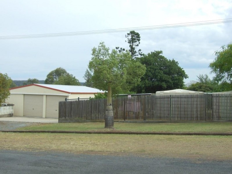 9 George Street, Goombungee QLD 4354