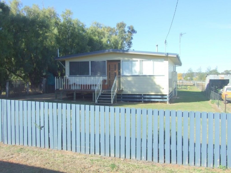 10 Hartwig Street, Goombungee QLD 4354