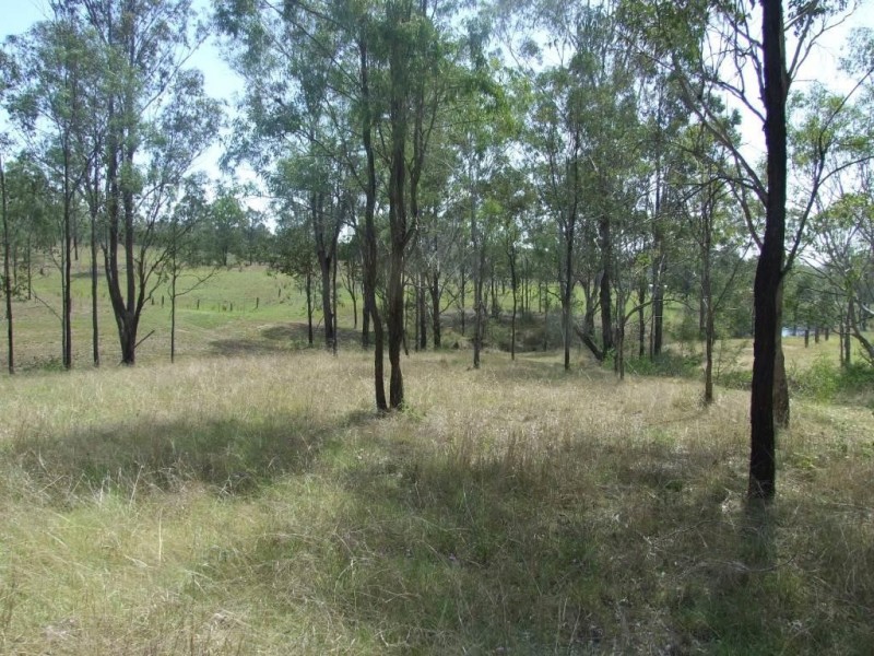 425 Palms Road, Cooyar QLD 4402