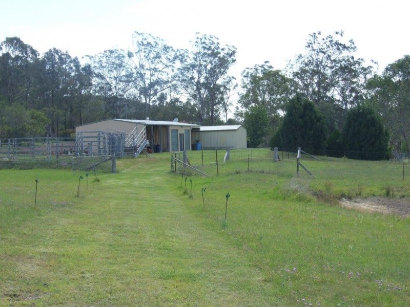 425 Palms Road, Cooyar QLD 4402